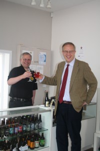 John Baron MP officially opens The Essex Beer Shop