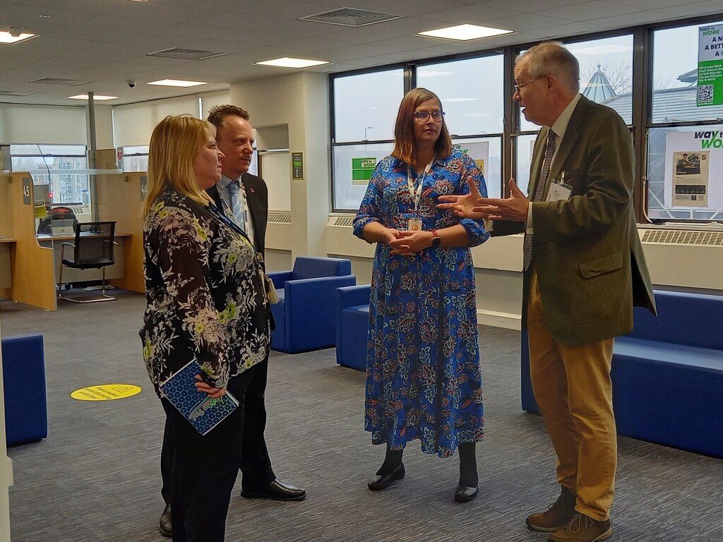 John Baron MP visits the Department for Work & Pensions in Basildon